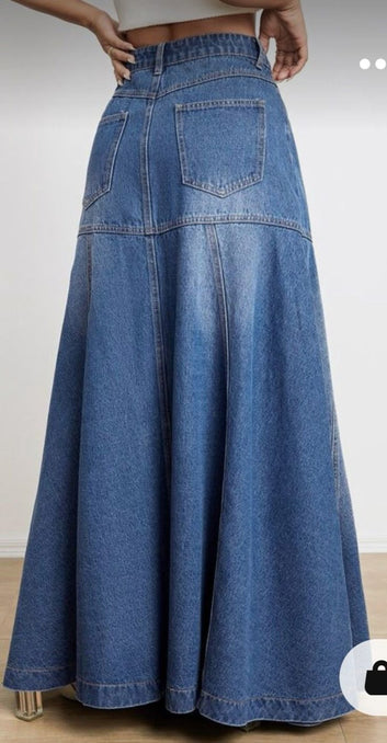 Denim Long Skirt-Chic & Casual: Women’s Denim Delight